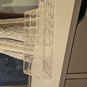 Acrylic makeup organizer